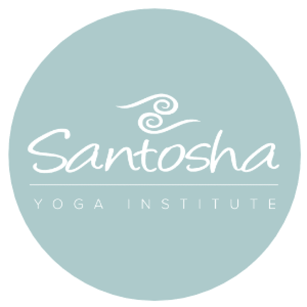 Santosha Yoga Institute Online YTT review. Discover the details of this online yoga teacher training.