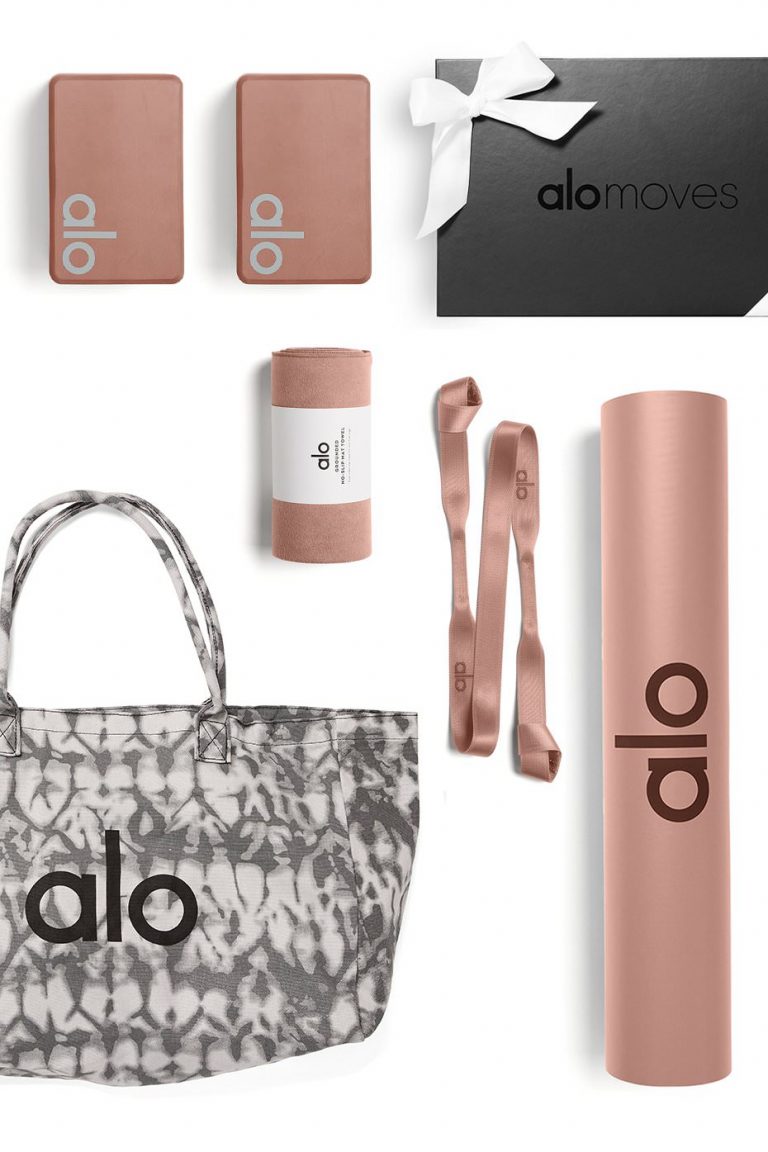 The Alo Set: The Ultimate Gift For A Yogi That Every Serious Yogi Needs ...