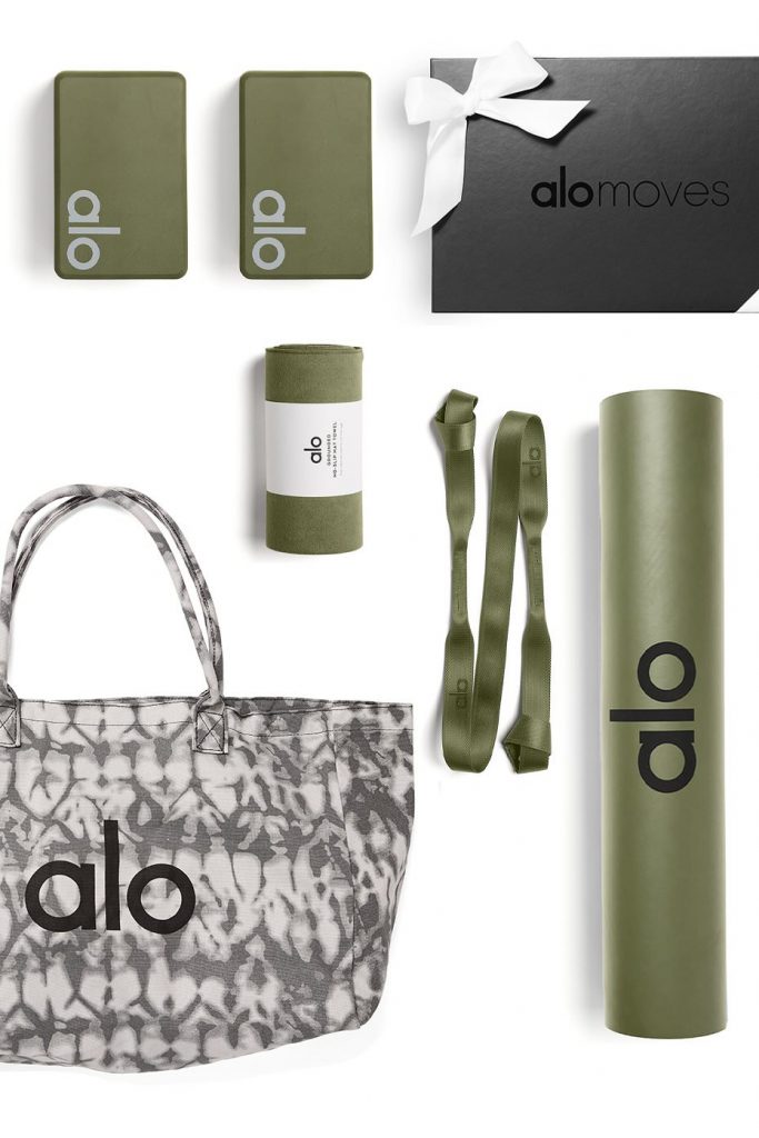 The Alo Set: The Ultimate Gift For A Yogi That Every Serious Yogi