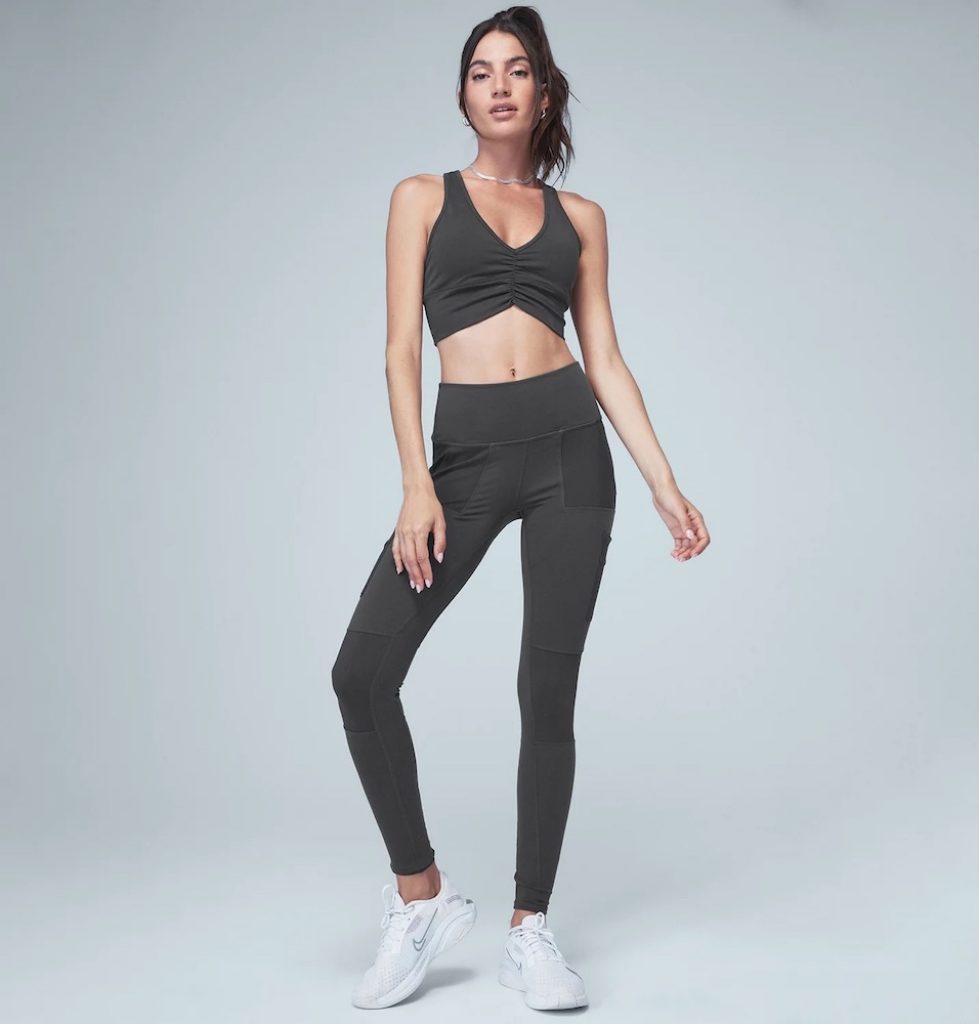 Aggregate more than 129 alo yoga pants best - in.eteachers